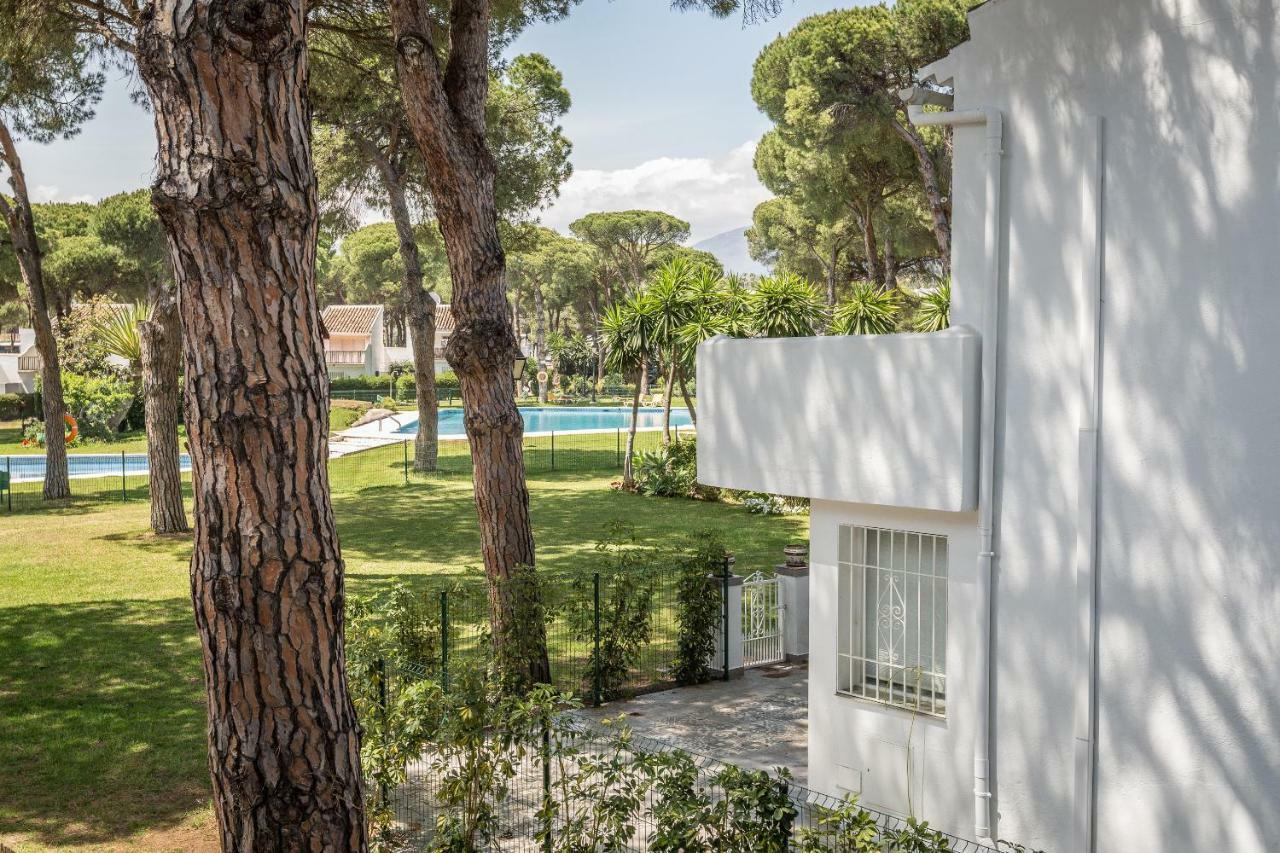 Beachside Cosy Apartment With Pool Εστεπόνα Εξωτερικό φωτογραφία