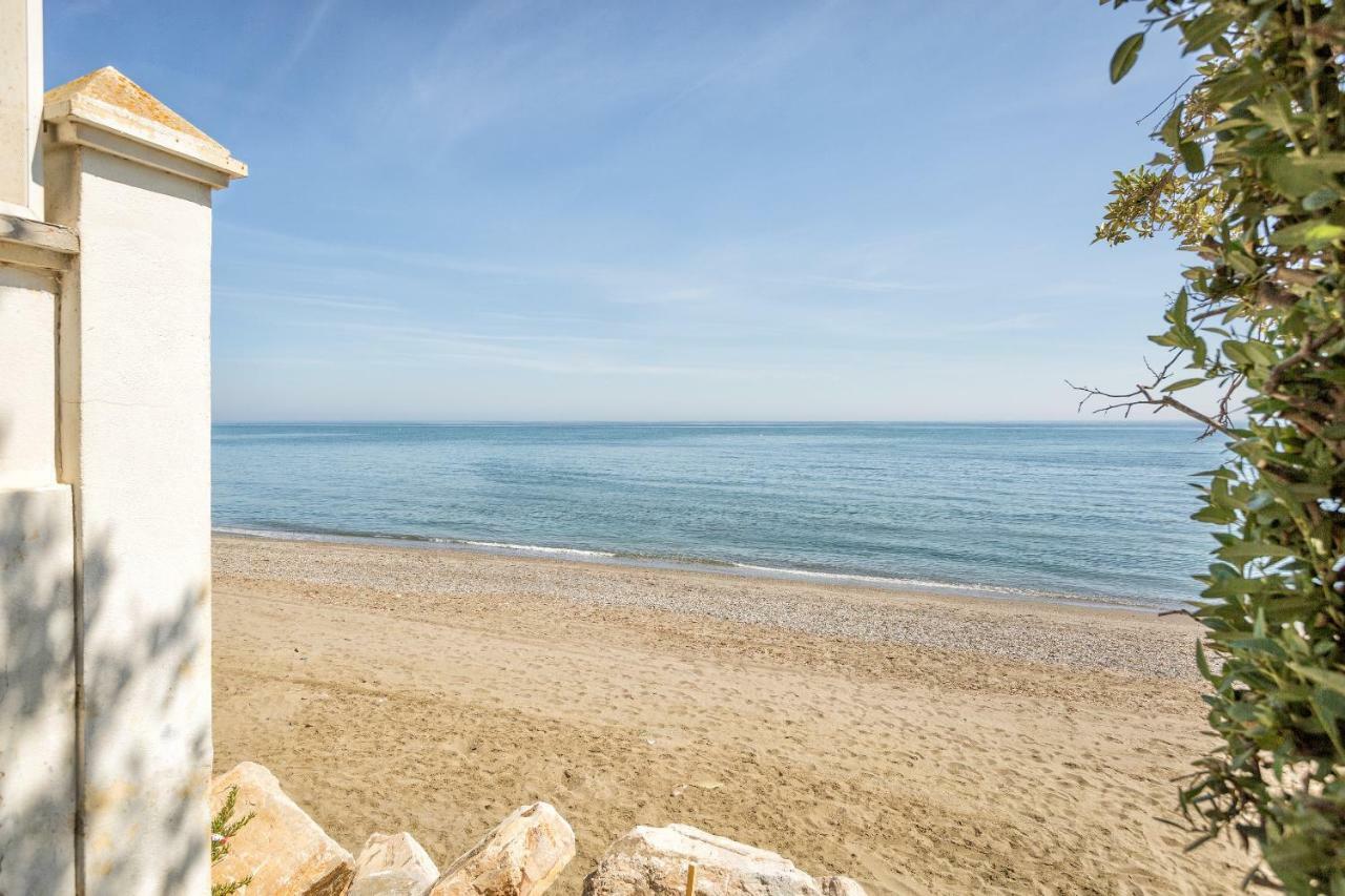 Beachside Cosy Apartment With Pool Εστεπόνα Εξωτερικό φωτογραφία