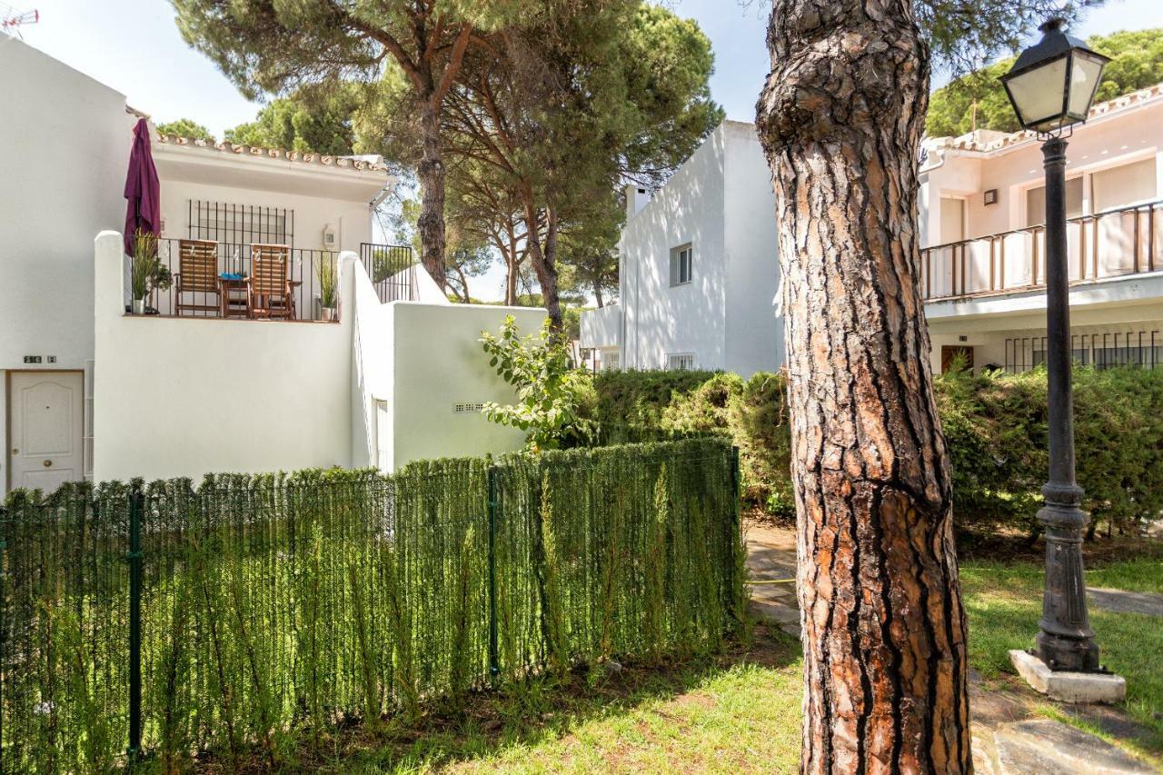 Beachside Cosy Apartment With Pool Εστεπόνα Εξωτερικό φωτογραφία
